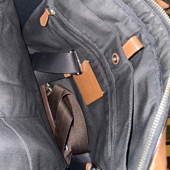 Coach Leather Laptop Bag – Classic Tan – Good Condition - Picture 2 of 3